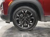 Used 2023 Chevrolet TrailBlazer LT w/ Convenience Package image 3