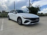 New 2025 Hyundai Elantra SE image 3