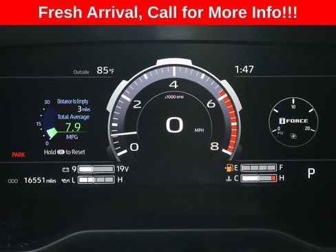Used 2025 Toyota Tundra Platinum AWD/4WD image 31