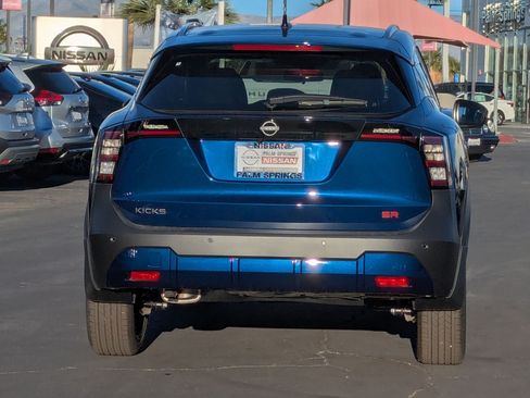 New 2026 Nissan Kicks SR FWD image 4