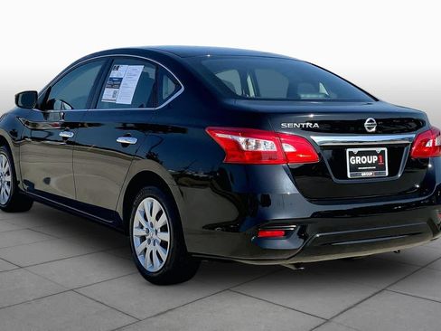 Used 2017 Nissan Sentra S FWD image 12