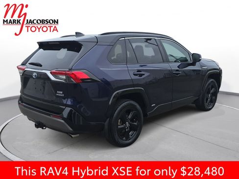 Used 2021 Toyota RAV4 XSE w/ XSE Grade Weather Package AWD/4WD image 9