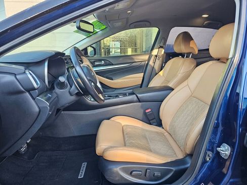 Used 2017 Nissan Maxima SR image 21