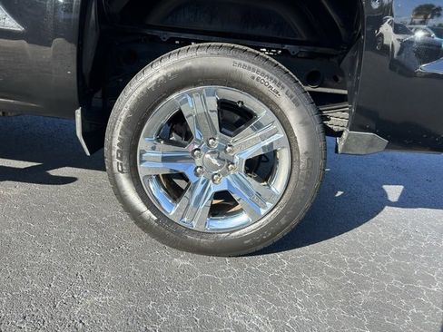 Used 2017 Chevrolet Silverado 1500 Custom w/ Custom Convenience Package image 10