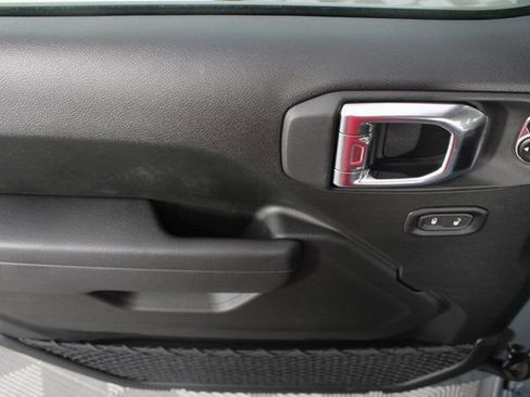 New 2026 Jeep Wrangler Unlimited Rubicon image 13