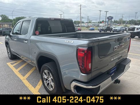 Used 2025 GMC Sierra 1500 SLT AWD/4WD image 3