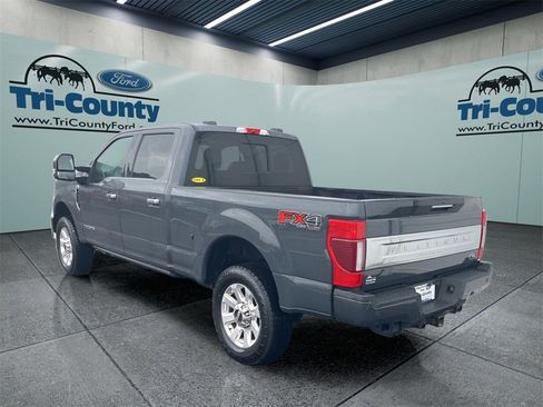 Used 2021 Ford F250 Platinum w/ FX4 Off-Road Package image 5
