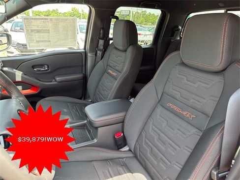 New 2025 Nissan Frontier PRO-4X w/ Pro Convenience Package image 8