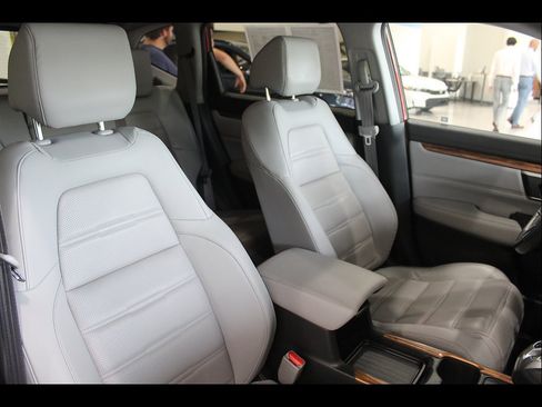 Used 2020 Honda CR-V Touring image 21