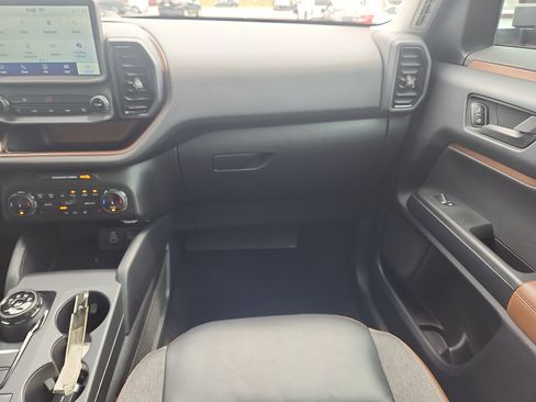 Used 2023 Ford Bronco Sport Outer Banks w/ Tech Package AWD/4WD image 11