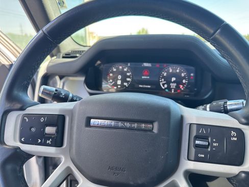 Used 2021 Land Rover Defender 110 S image 27