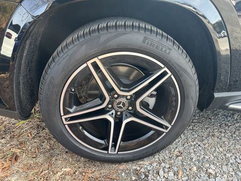 Certified 2025 Mercedes-Benz GLS 450 4MATIC image 8