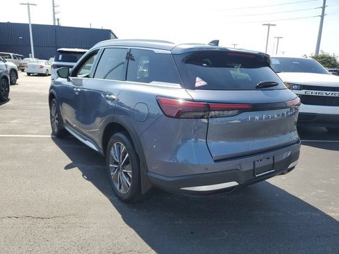 Certified 2026 INFINITI QX60 Luxe w/ Cargo Package FWD image 3
