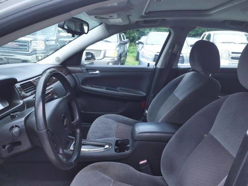 Used 2012 Chevrolet Impala LT w/ LT Sunroof Package image 5