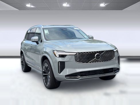 New 2026 Volvo XC90 B6 Ultra w/ Protection Package AWD/4WD image 7