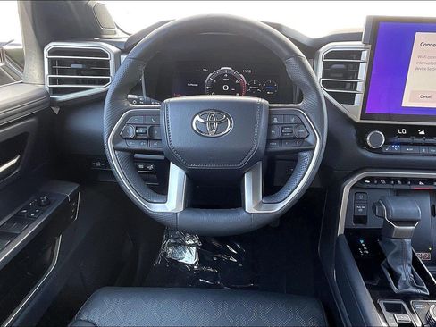 Used 2025 Toyota Tundra Limited AWD/4WD image 6