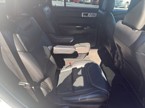 Used 2022 Ford Explorer ST w/ Equipment Group 401A image 21
