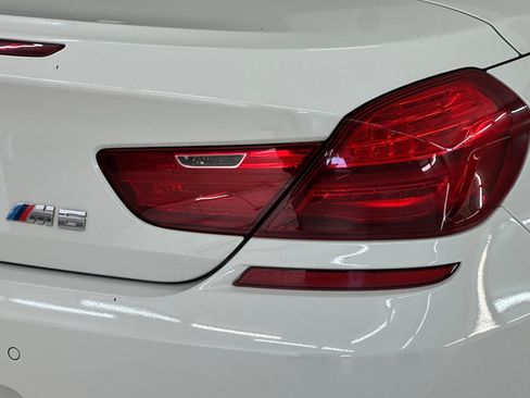 Used 2013 BMW M6 Convertible RWD image 25