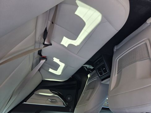 Used 2018 BMW 340i xDrive Sedan w/ Premium Package AWD/4WD image 30