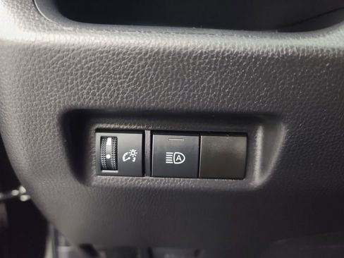 Used 2025 Toyota RAV4 XLE image 24