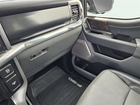 Used 2021 Ford F150 Lariat w/ Equipment Group 502A High image 29