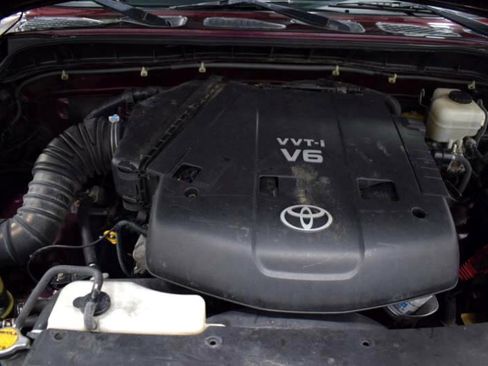 Used 2007 Toyota FJ Cruiser 2WD image 10