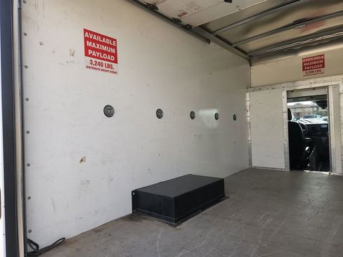 Used 2022 Ford Transit 350 DRW RWD image 13