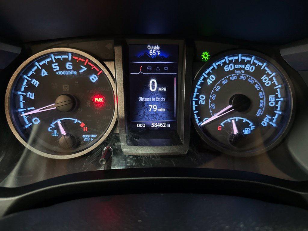 Used 2020 Toyota Tacoma TRD Sport AWD/4WD image 25