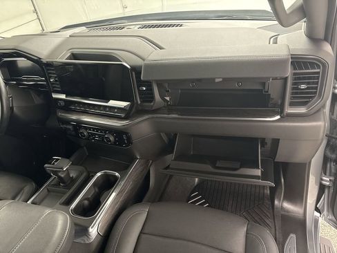 Used 2024 Chevrolet Silverado 1500 LTZ image 23