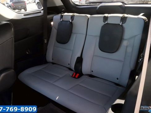 Used 2021 Ford Explorer XLT w/ Equipment Group 202A image 14