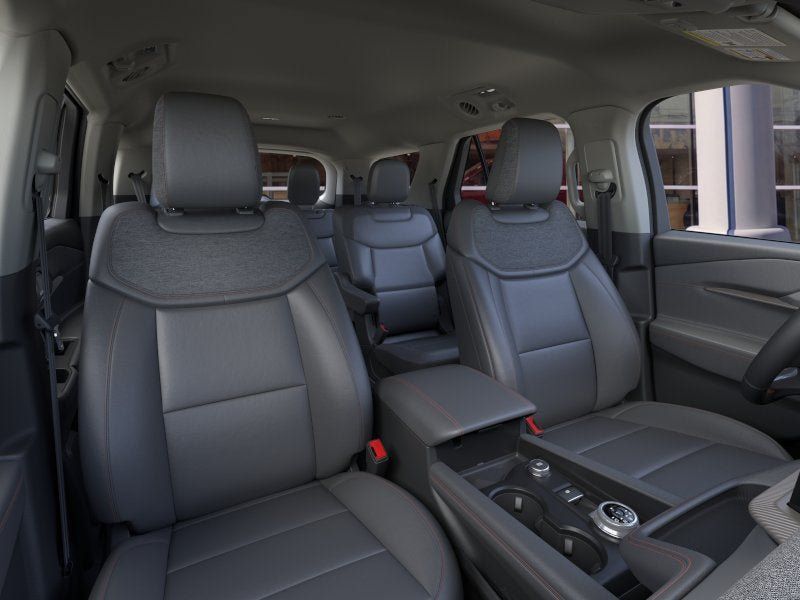 Used 2026 Ford Explorer Active w/ Active Comfort Package AWD/4WD image 10