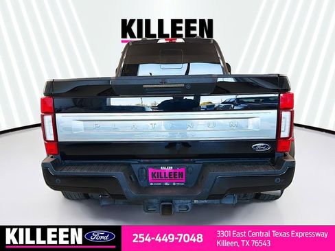 Used 2022 Ford F350 Platinum w/ FX4 Off-Road Package image 7