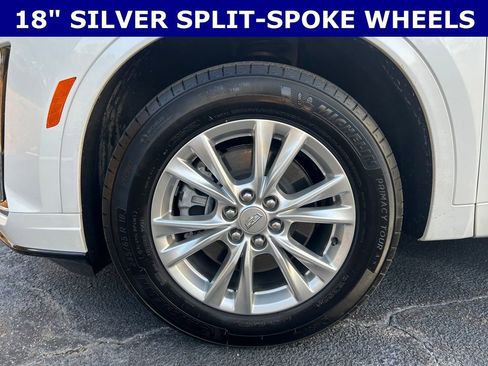 Used 2025 Cadillac XT6 Luxury image 7