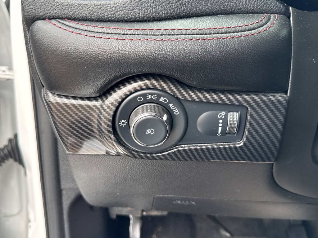 Used 2022 Dodge Durango R/T RWD image 16