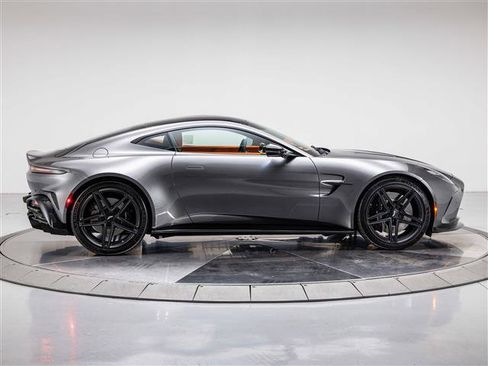 New 2026 Aston Martin V8 Vantage Coupe image 10