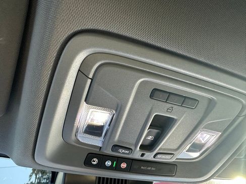 Used 2025 Chevrolet Silverado 1500 RST w/ Dark Appearance Package image 15