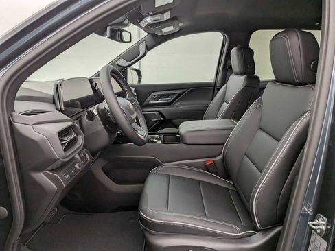 New 2026 Chevrolet Silverado EV LT image 15