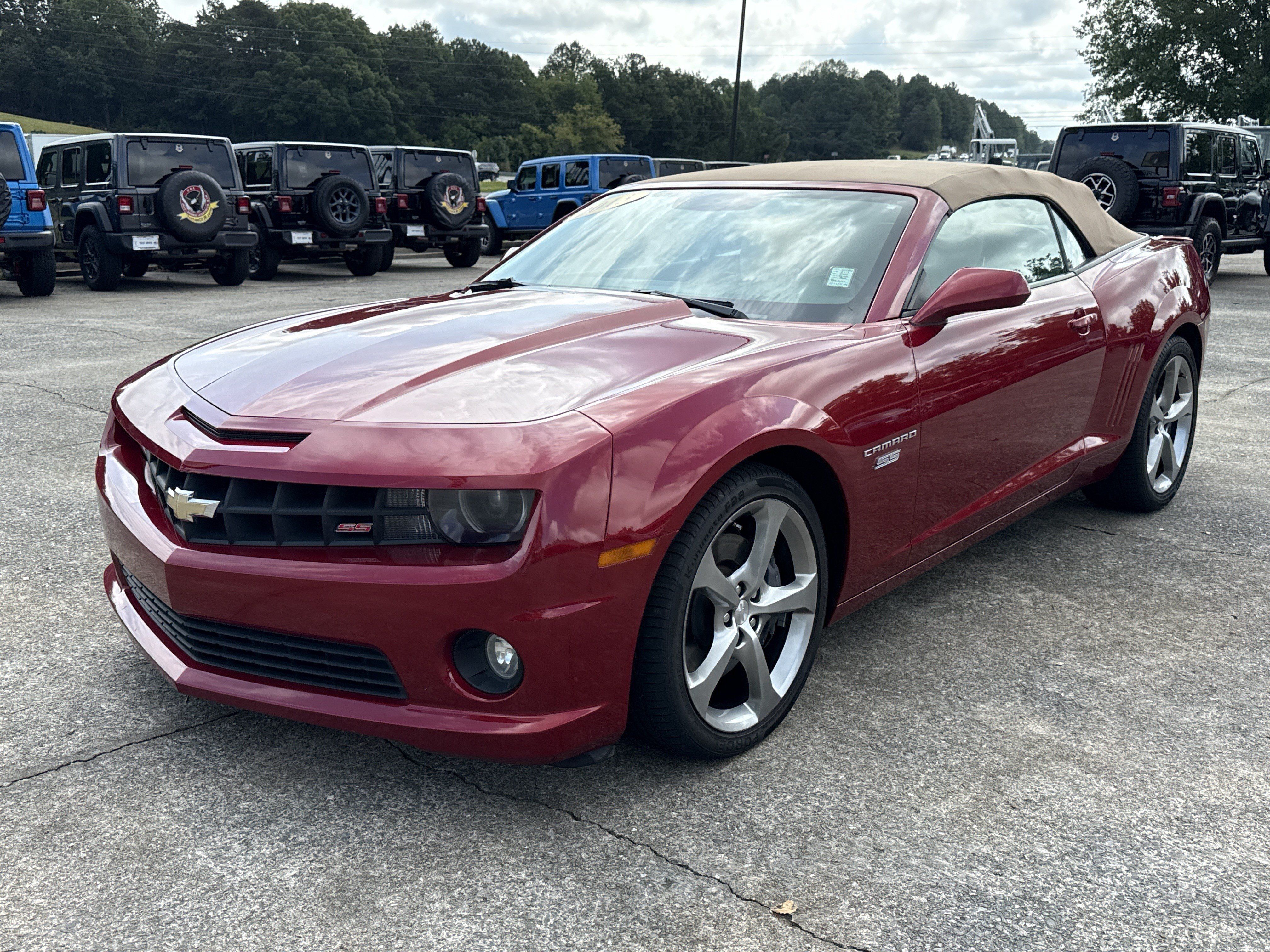 Used 2013 Chevrolet Camaro SS w/ RS Package RWD image 3