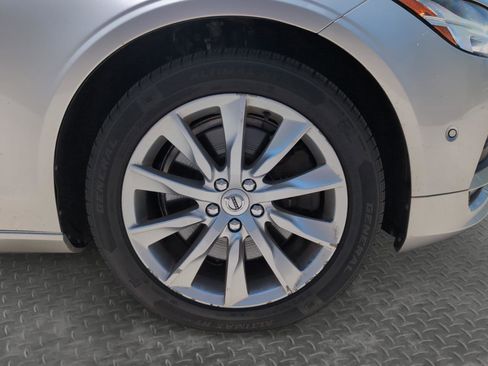 Used 2017 Volvo S90 T6 Momentum w/ Climate Package AWD/4WD image 11