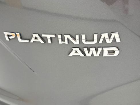 Used 2017 Nissan Murano Platinum w/ Platinum Technology Package AWD/4WD image 14