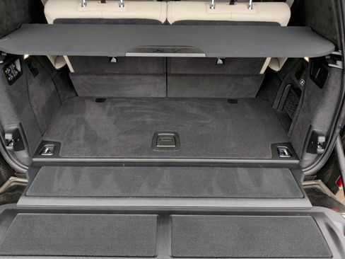 Certified 2024 BMW X7 xDrive40i w/ Executive Package image 32