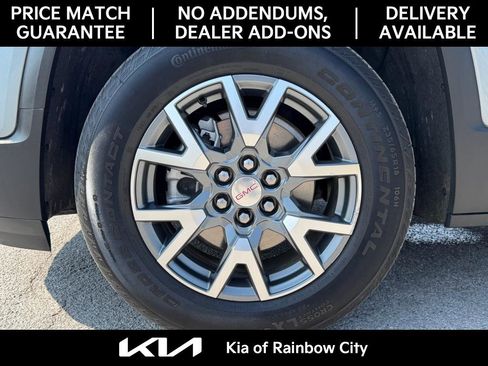 Used 2023 GMC Acadia SLT image 10