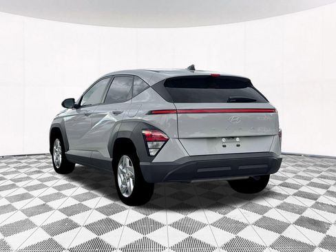 New 2026 Hyundai Kona SE image 7