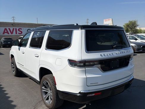 Used 2023 Jeep Grand Wagoneer 4WD image 8