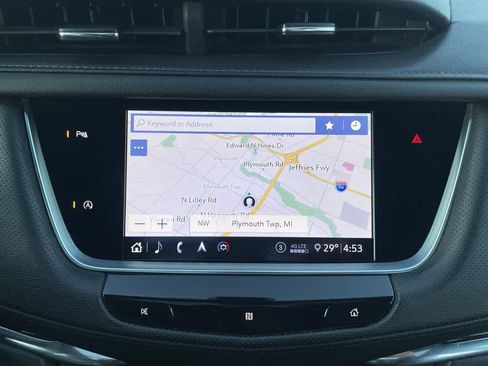 Used 2020 Cadillac XT5 Premium Luxury image 22