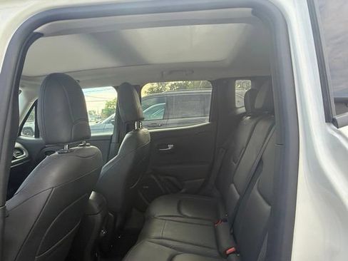 Used 2021 Jeep Renegade Limited w/ Sun & Sound Group AWD/4WD image 9