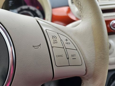 Used 2013 FIAT 500 Pop FWD image 9