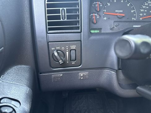 Used 2004 Dodge Dakota Sport w/ PWR Convenience Group AWD/4WD image 41