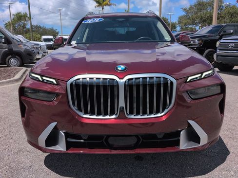 Used 2026 BMW X7 xDrive40i AWD/4WD image 3