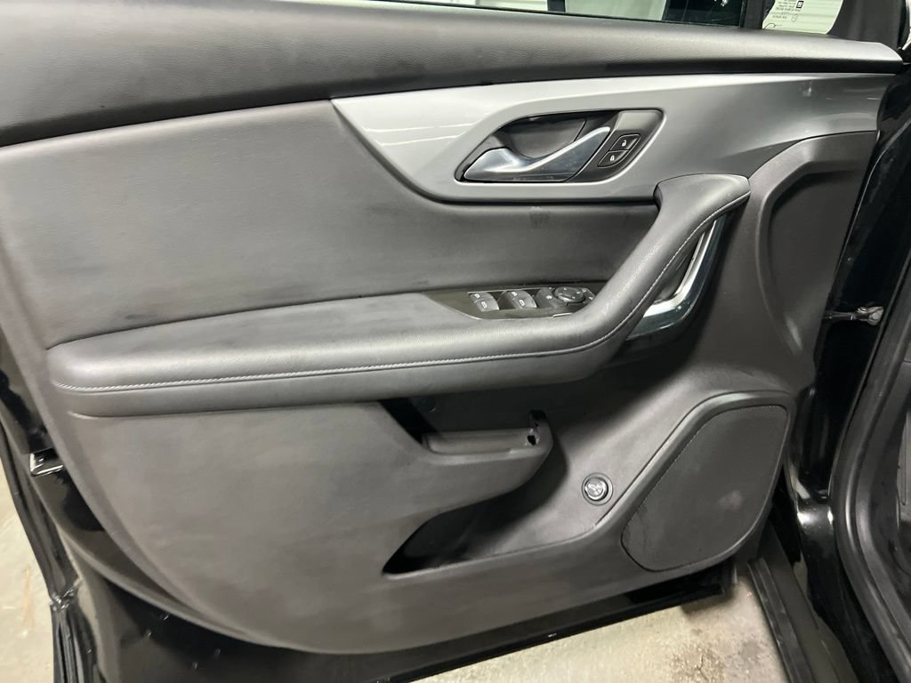 Used 2019 Chevrolet Blazer LT w/ Sun and Wheels Package FWD image 23